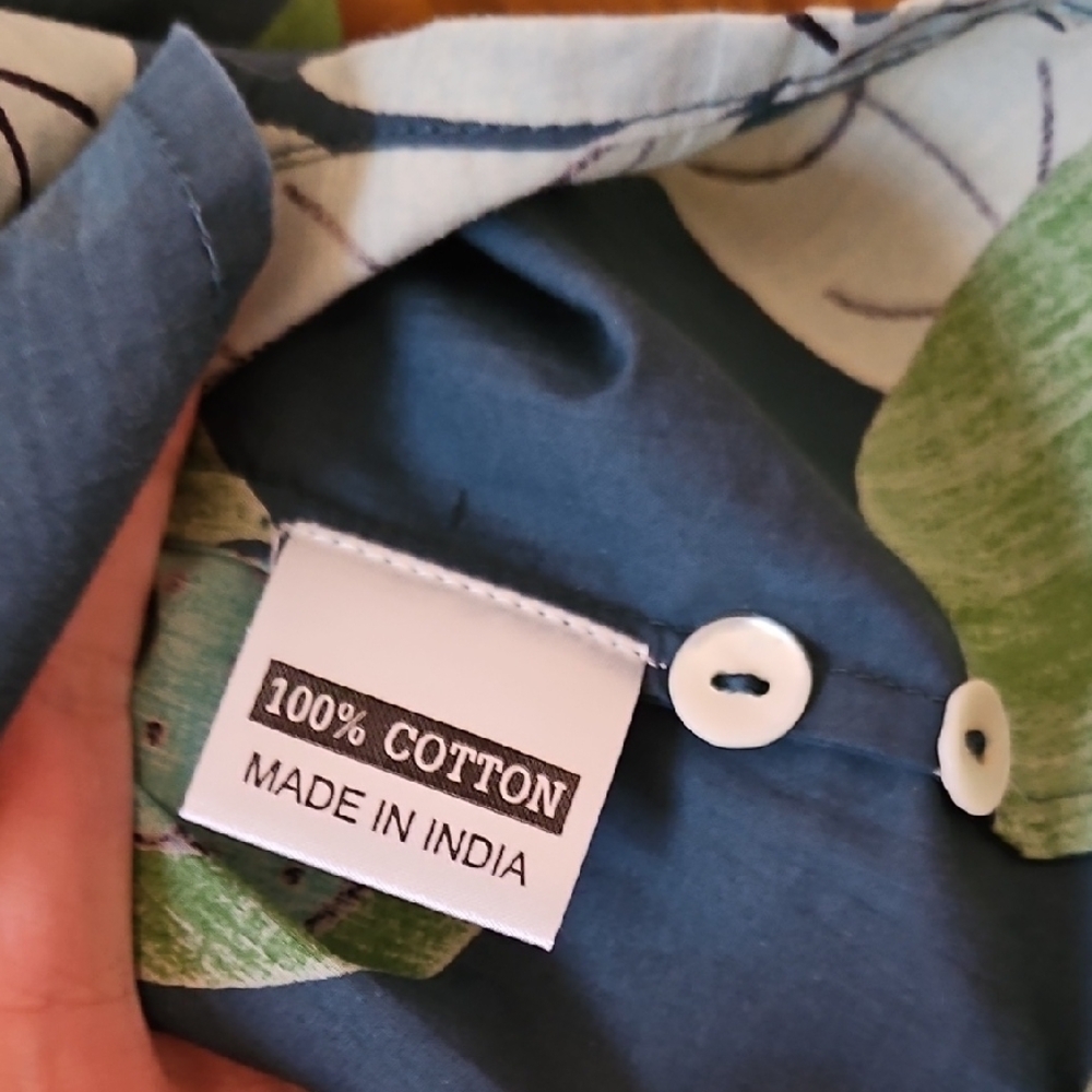Olivia James The Label Brand top with Green Fruit Print and Puff Sleeves - Picture 3 of 5